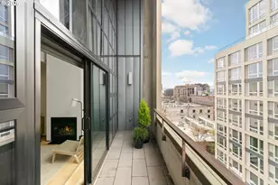 1400 NW Irving St, Portland, OR 97209 - Photo 18