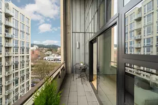 1400 NW Irving St, Portland, OR 97209 - Photo 16