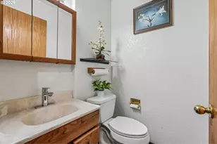 7918 SE Lincoln St, Portland, OR 97215 - Photo 26