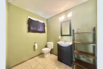 24275 Bunn Creek Rd, Cloverdale, OR 97112 - Photo 20