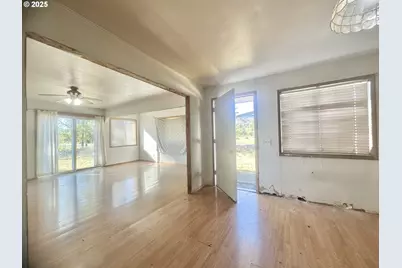 24275 Bunn Creek Rd, Cloverdale, OR 97112 - Photo 10