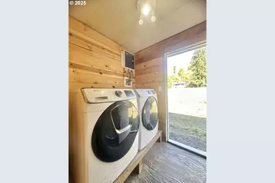 24275 Bunn Creek Rd, Cloverdale, OR 97112 - Photo 22