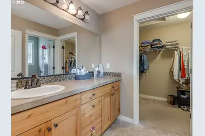 697 SE Millright Ct, McMinnville, OR 97128 - Photo 18