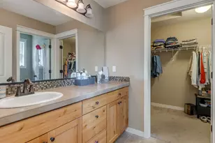 697 SE Millright Ct, McMinnville, OR 97128 - Photo 18