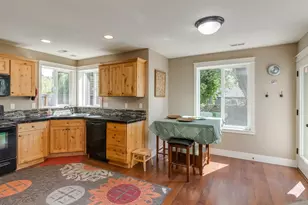 697 SE Millright Ct, McMinnville, OR 97128 - Photo 10