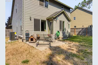 697 SE Millright Ct, McMinnville, OR 97128 - Photo 28