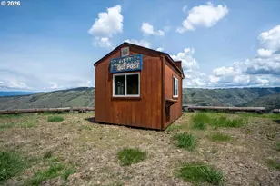 83584 Troy Rd, Wallowa, OR 97885 - Photo 44