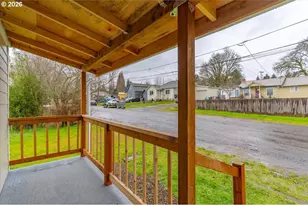 175 NW 3rd St, Willamina, OR 97396 - Photo 4