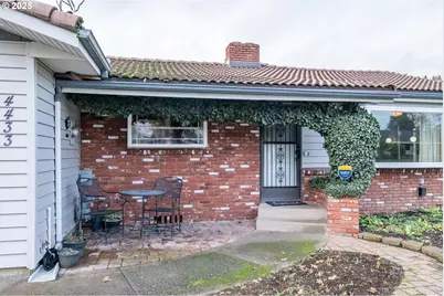 4433 41st Ave NE, Salem, OR 97305 - Photo 2