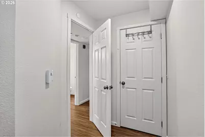 8120 N Interstate Ave #204, Portland, OR 97217 - Photo 26
