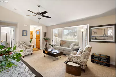 4973 Forsythia St, Springfield, OR 97478 - Photo 10