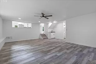 14214 SE Crystal Springs Blvd, Portland, OR 97236 - Photo 16