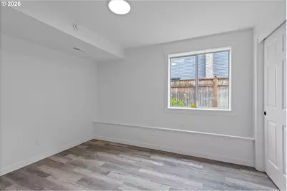 14214 SE Crystal Springs Blvd, Portland, OR 97236 - Photo 20
