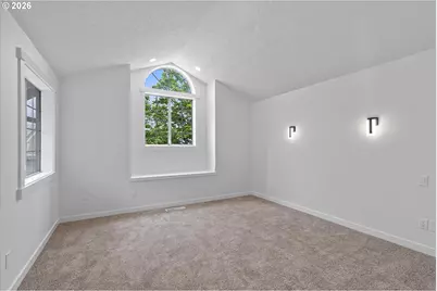14214 SE Crystal Springs Blvd, Portland, OR 97236 - Photo 24