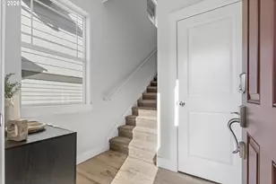 16609 SW Botany Bay Ln, Portland, OR 97224 - Photo 4