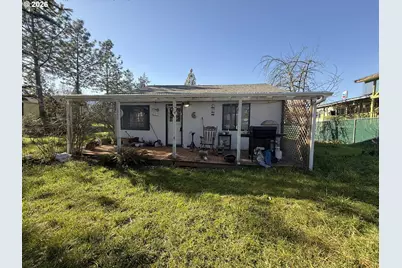 1356 Hospitality Way, Sutherlin, OR 97479 - Photo 1