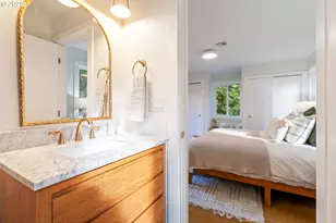 646 SE Oak St, White Salmon, WA 98672 - Photo 16