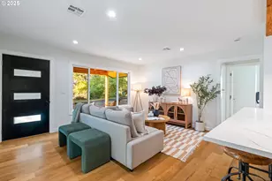 646 SE Oak St, White Salmon, WA 98672 - Photo 6