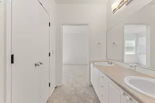 15715 NE Beech St, Portland, OR 97230 - Photo 18