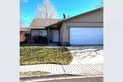 857 SE Maliah Ave, Madras, OR 97741 - Photo 1