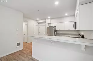 17168 SW Snowdale St, Beaverton, OR 97007 - Photo 16