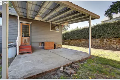 911 9th St, Oregon City, OR 97045 - Photo 26