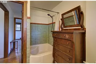 911 9th St, Oregon City, OR 97045 - Photo 16