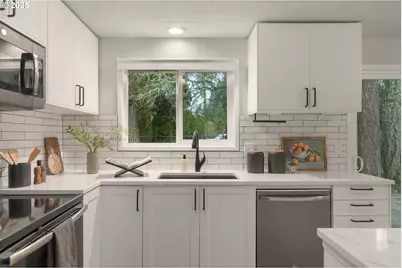 3958 NE Laura St, Hillsboro, OR 97124 - Photo 14