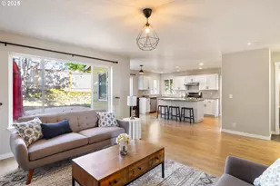 986 SW Tomahawk Pl, Dundee, OR 97115 - Photo 16