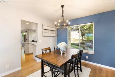 986 SW Tomahawk Pl, Dundee, OR 97115 - Photo 8