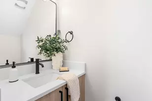 8614 SW 21st Ave, Portland, OR 97219 - Photo 10