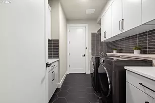 4480 Upper Dr, Lake Oswego, OR 97035 - Photo 20