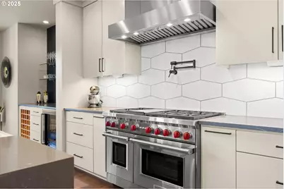 4480 Upper Dr, Lake Oswego, OR 97035 - Photo 16