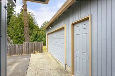 132 SE 214th Ave, Gresham, OR 97030 - Photo 10