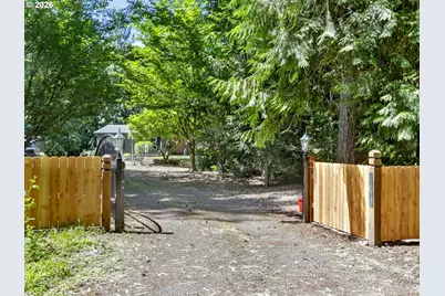 41660 SE Bacon Creek Ln, Sandy, OR 97055 - Photo 4