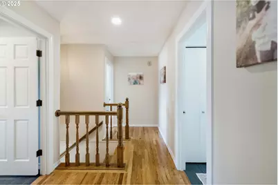 2402 Stephanie Ln, North Bend, OR 97459 - Photo 34