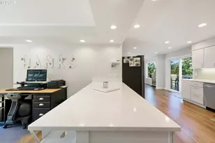 2402 Stephanie Ln, North Bend, OR 97459 - Photo 12