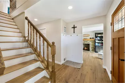 2402 Stephanie Ln, North Bend, OR 97459 - Photo 8