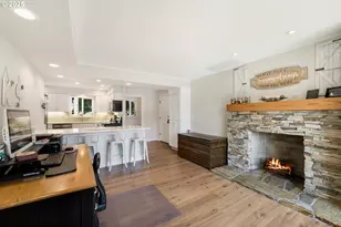 2402 Stephanie Ln, North Bend, OR 97459 - Photo 10