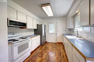 90835 McLean Hill Rd, Clatskanie, OR 97016 - Photo 6