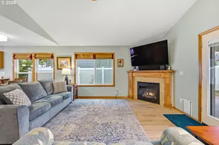 12807 NE 43rd Cir, Vancouver, WA 98682 - Photo 4