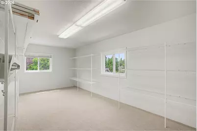 9004 SW Lancelot Ln, Portland, OR 97219 - Photo 18