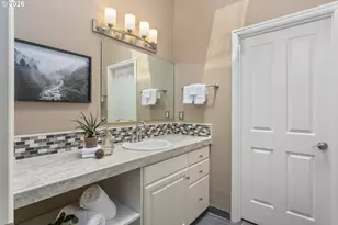 9004 SW Lancelot Ln, Portland, OR 97219 - Photo 30
