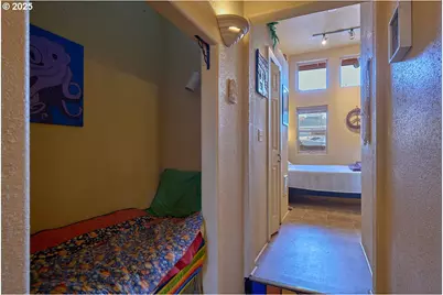 105 E Main St, Enterprise, OR 97828 - Photo 14