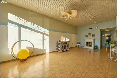 105 E Main St, Enterprise, OR 97828 - Photo 2