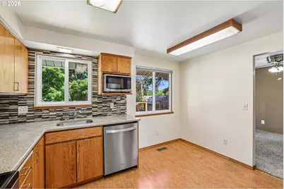 1485 SE 11th St, Gresham, OR 97080 - Photo 14