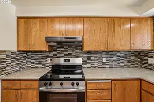 1485 SE 11th St, Gresham, OR 97080 - Photo 10