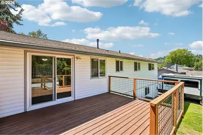 1485 SE 11th St, Gresham, OR 97080 - Photo 18