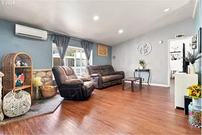 5335 Daisy St #101, Springfield, OR 97478 - Photo 12