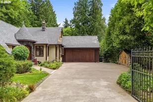 6164 SW Capitol Hwy, Portland, OR 97239 - Photo 2
